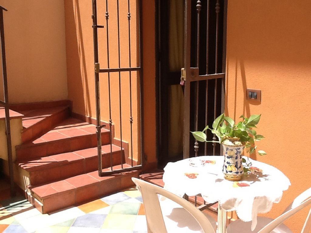 Casa Montalbano Daire Porto Empedocle Oda fotoğraf