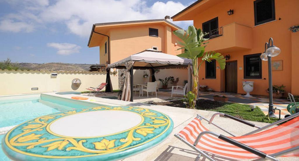 Casa Montalbano Daire Porto Empedocle Oda fotoğraf