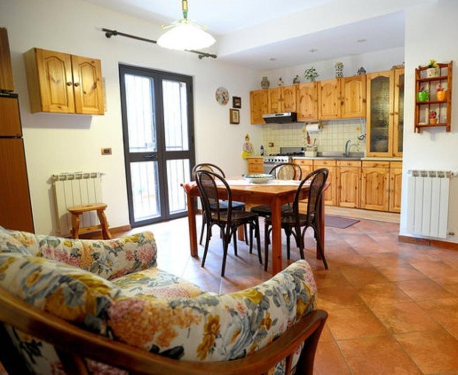 Casa Montalbano Daire Porto Empedocle Oda fotoğraf